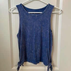 Acid wash effect tank